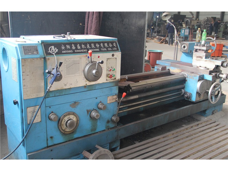 普通車床--機加設備1